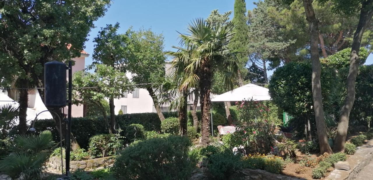 Apartmani Zafaranic Crikvenica Kültér fotó